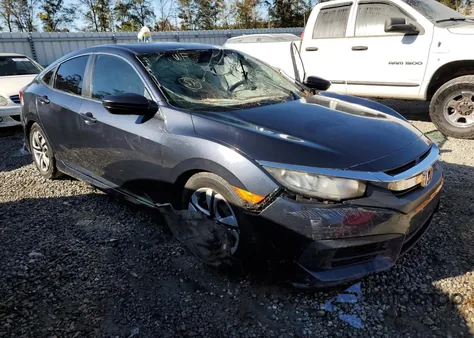 2017 Honda Civic Lx z USA, uszkodzony, nr VIN 2HGFC2F55HH509512
